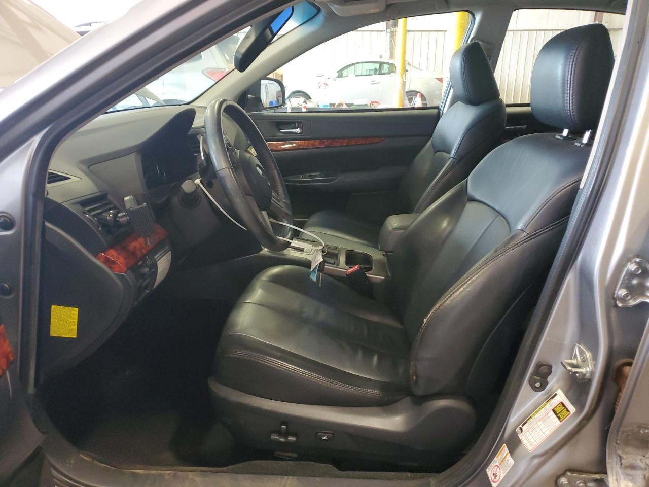 2011 Subaru Legacy 2.5I Limited - Image 7