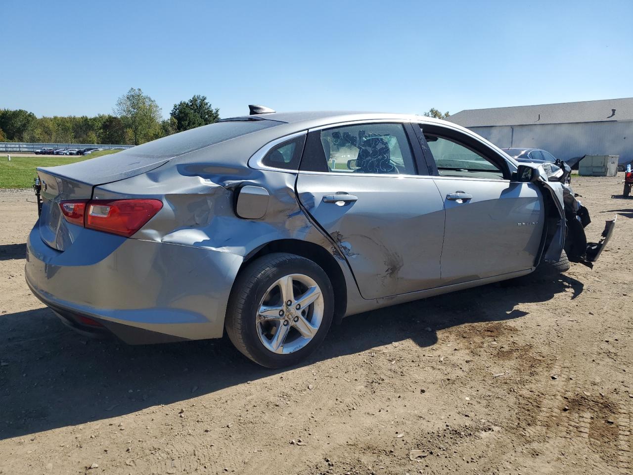 2023 Chevrolet Malibu Ls - Фото 3
