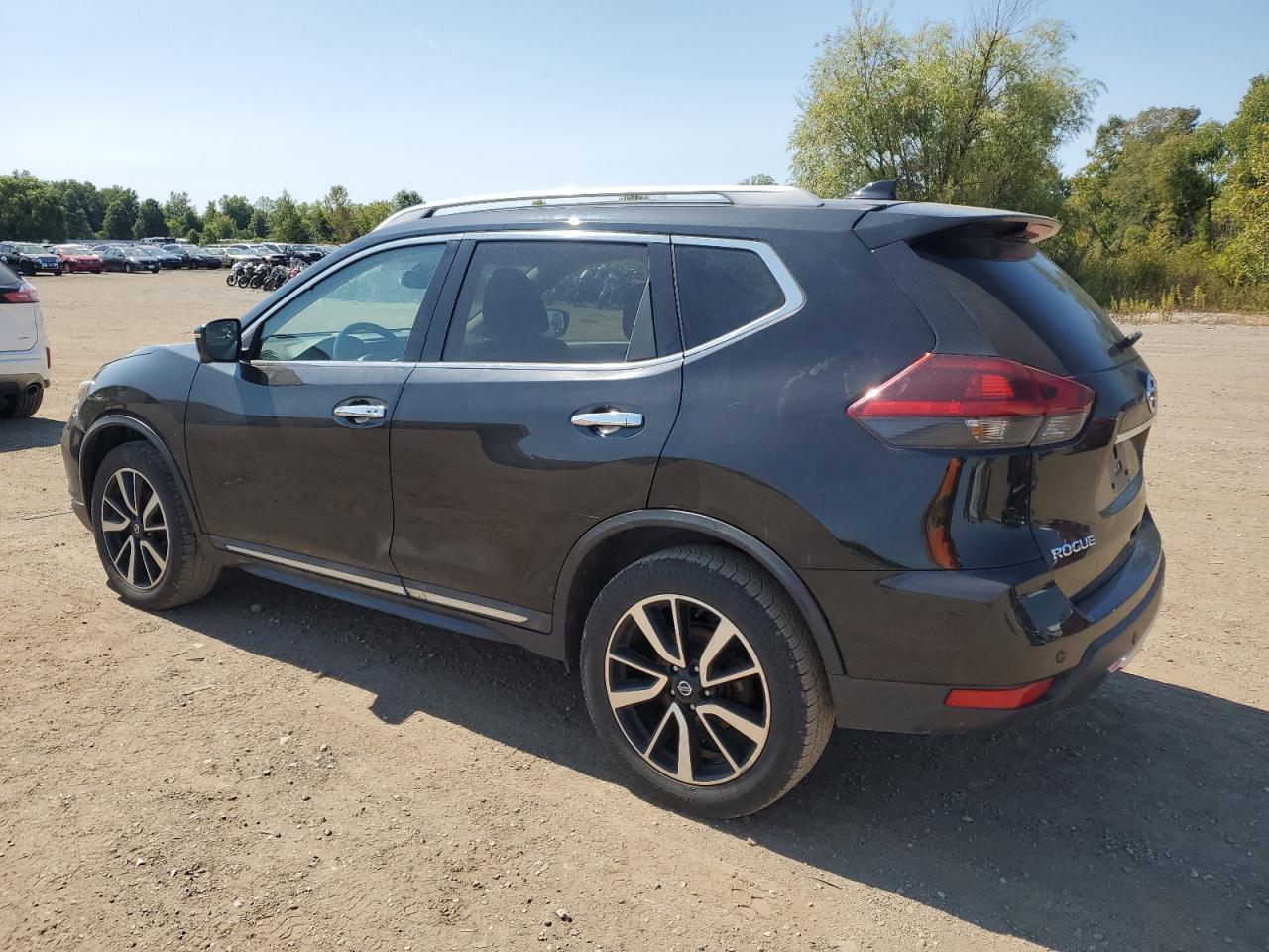 2019 Nissan Rogue S - Фото 2