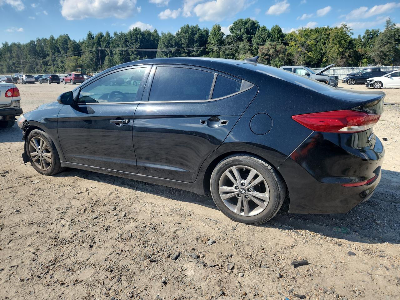 2017 Hyundai Elantra Se - Фото 2