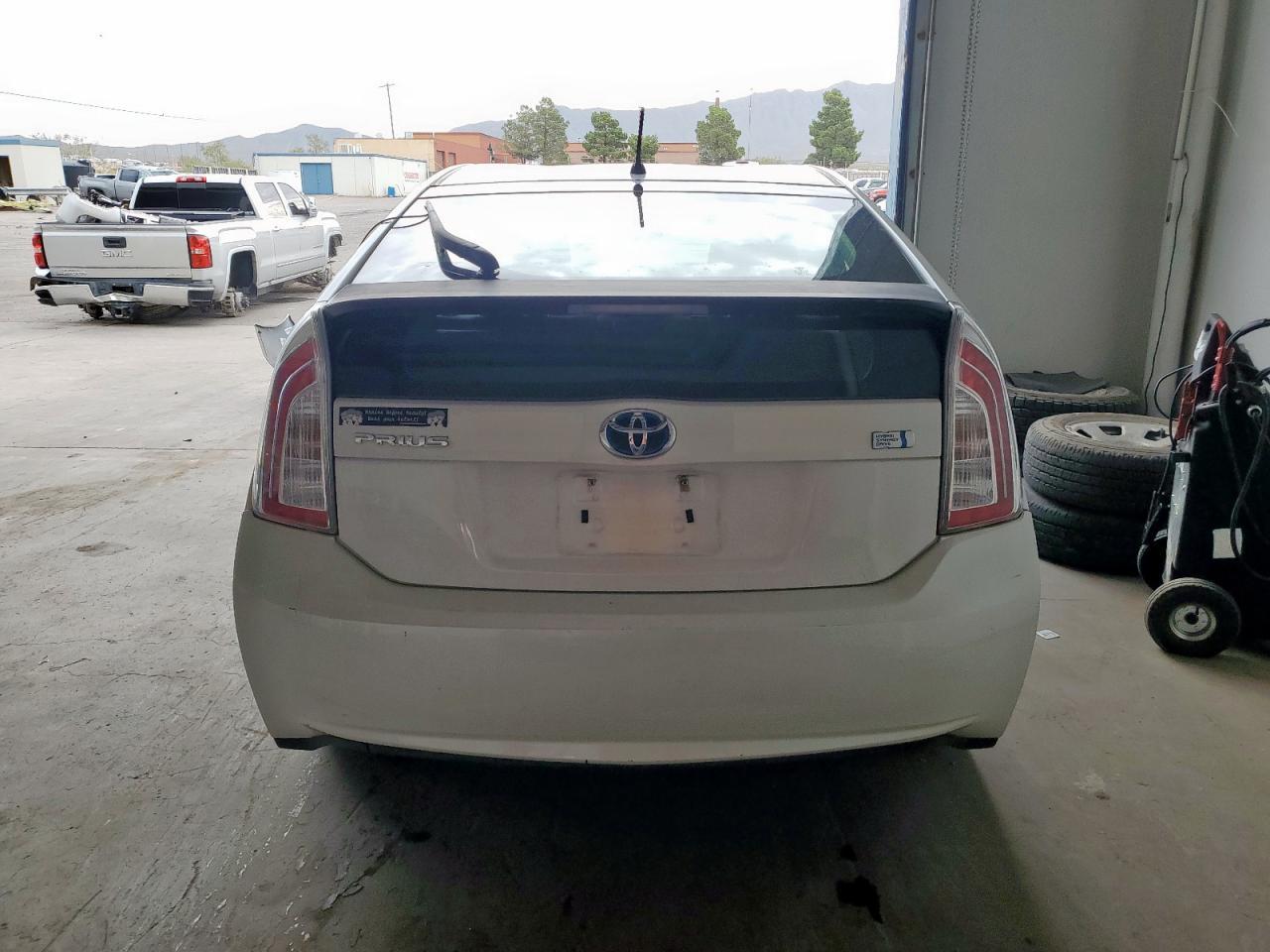 2014 Toyota Prius - Фото 6