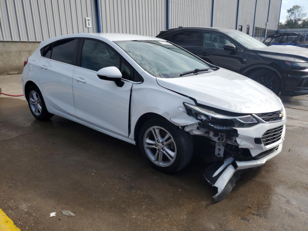 2018 Chevrolet Cruze Lt - Image 4