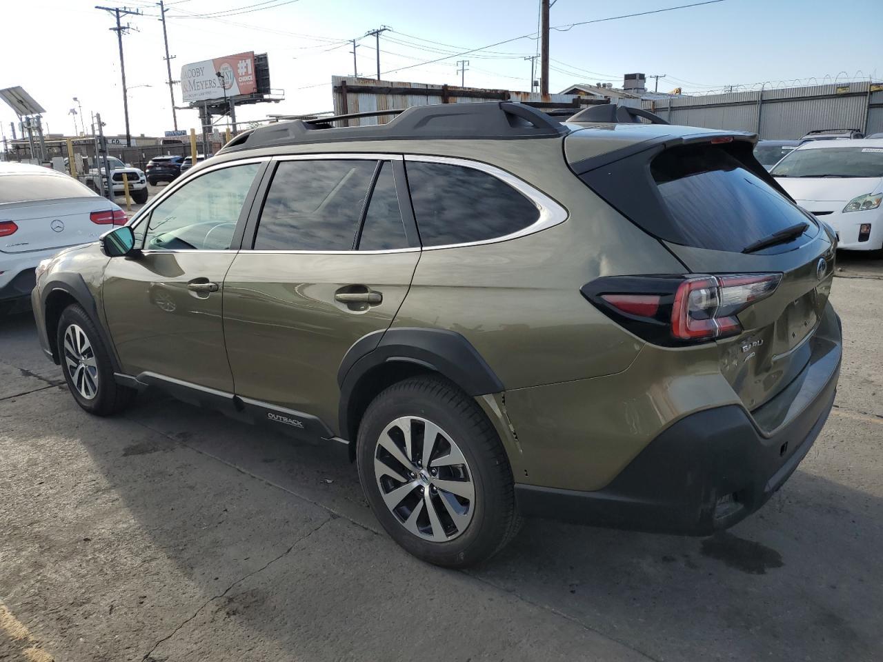 2025 Subaru Outback Premium - Фото 2