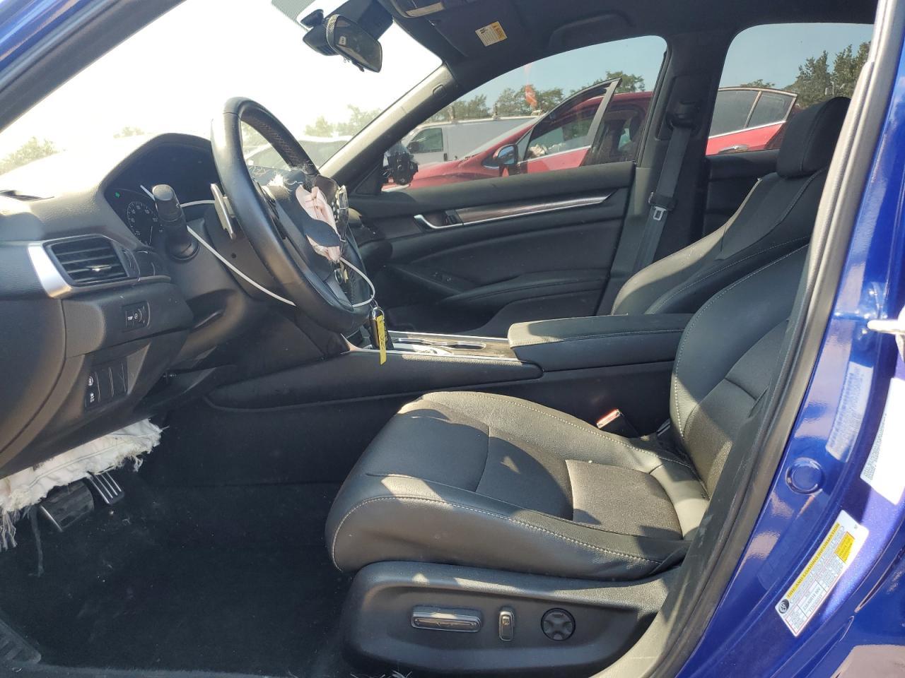 2021 Honda Accord Sport - Image 7