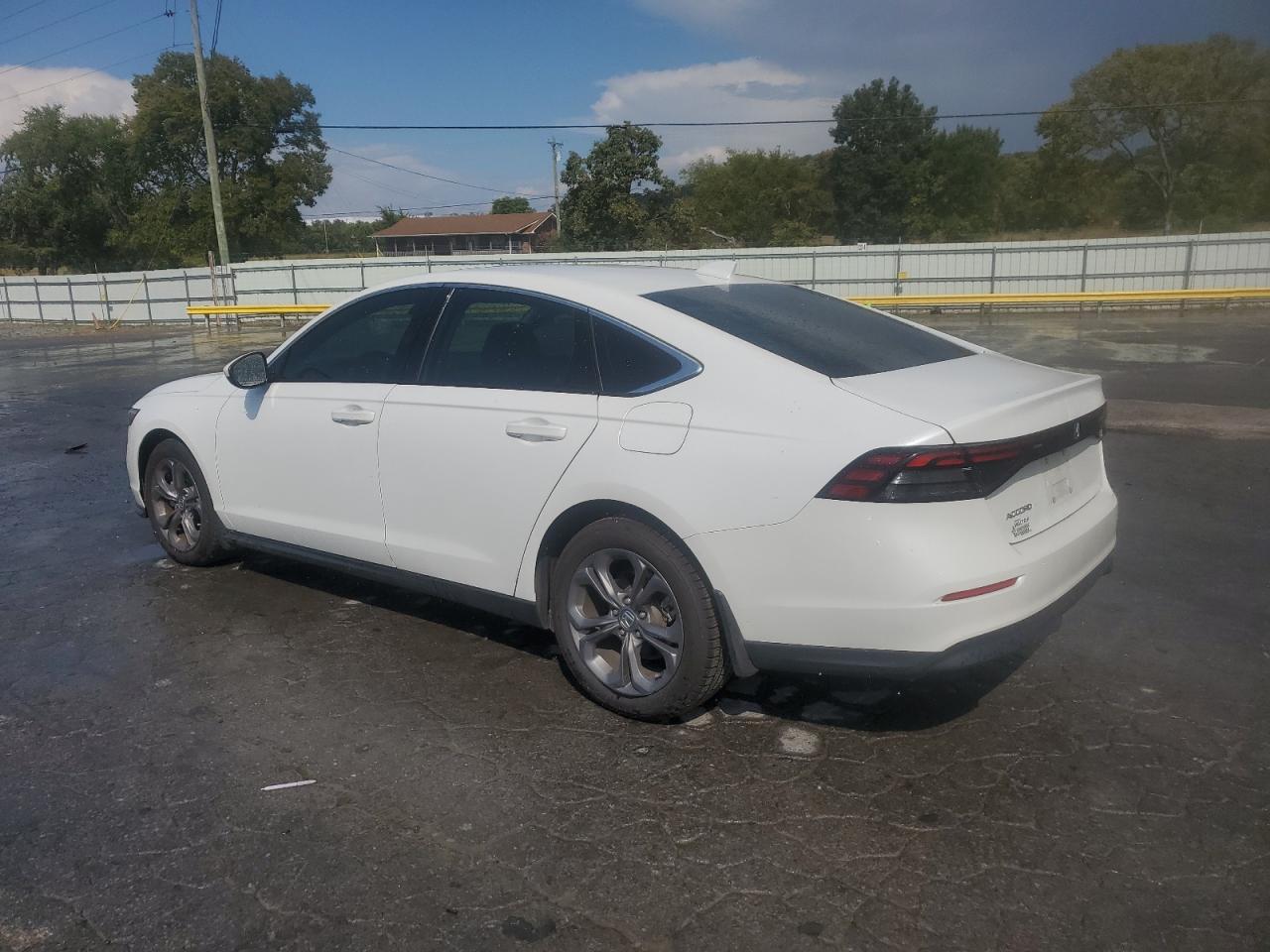 2023 Honda Accord Ex - Фото 2