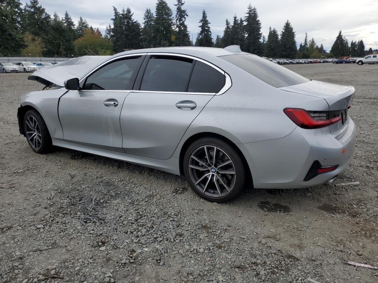 2020 BMW 330I - Фото 2