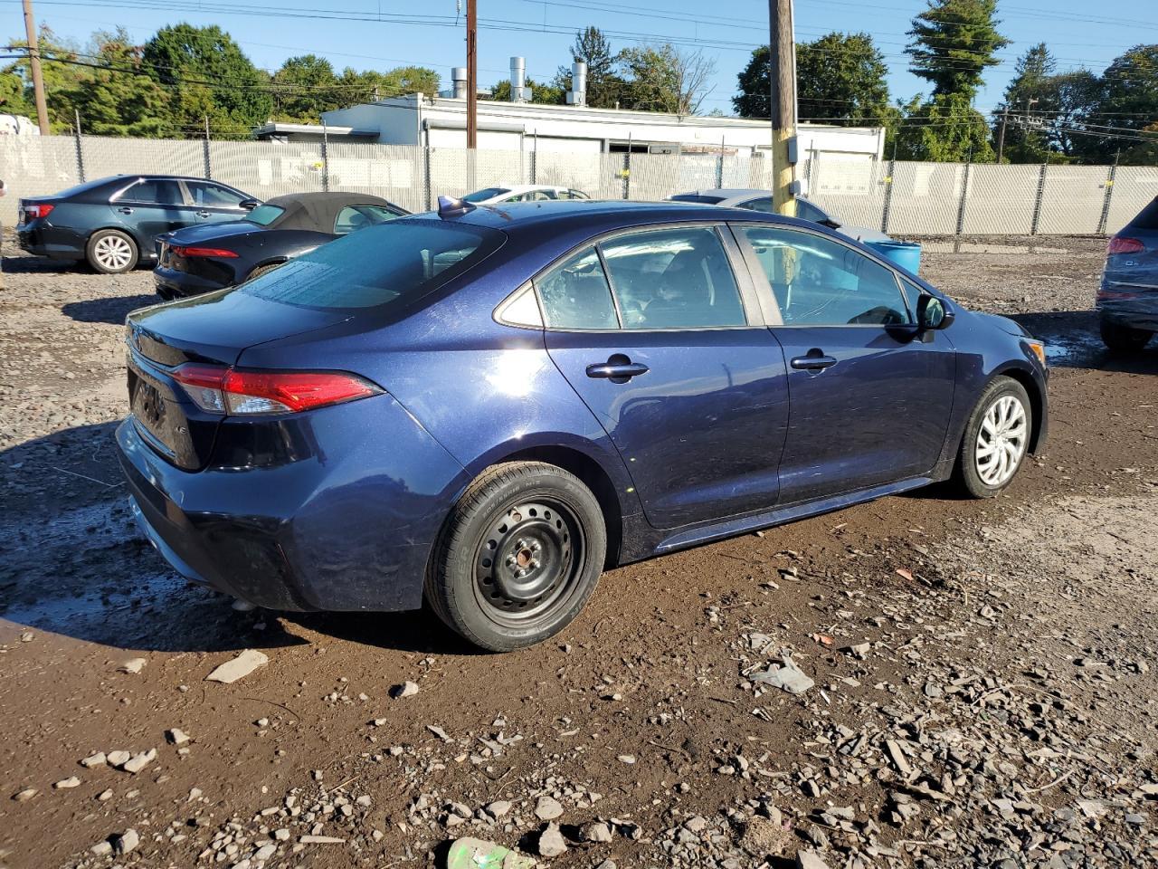 2021 Toyota Corolla Le - Фото 3