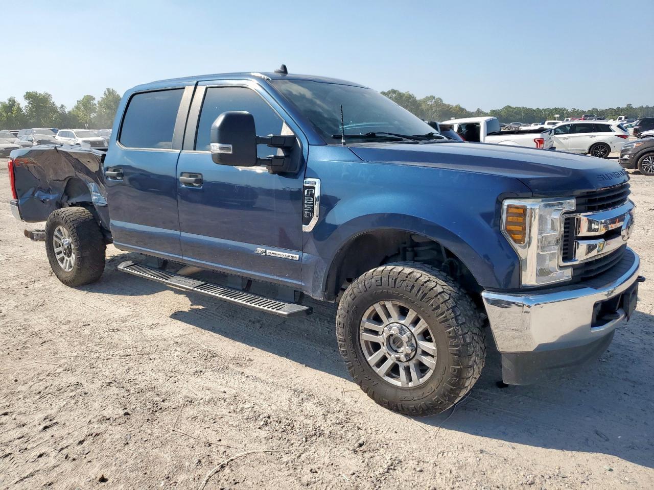 2019 Ford F250 Super Duty - Фото 4