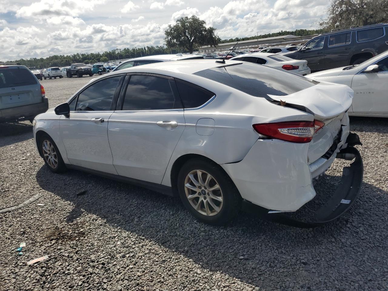 2016 Ford Fusion S - Image 2