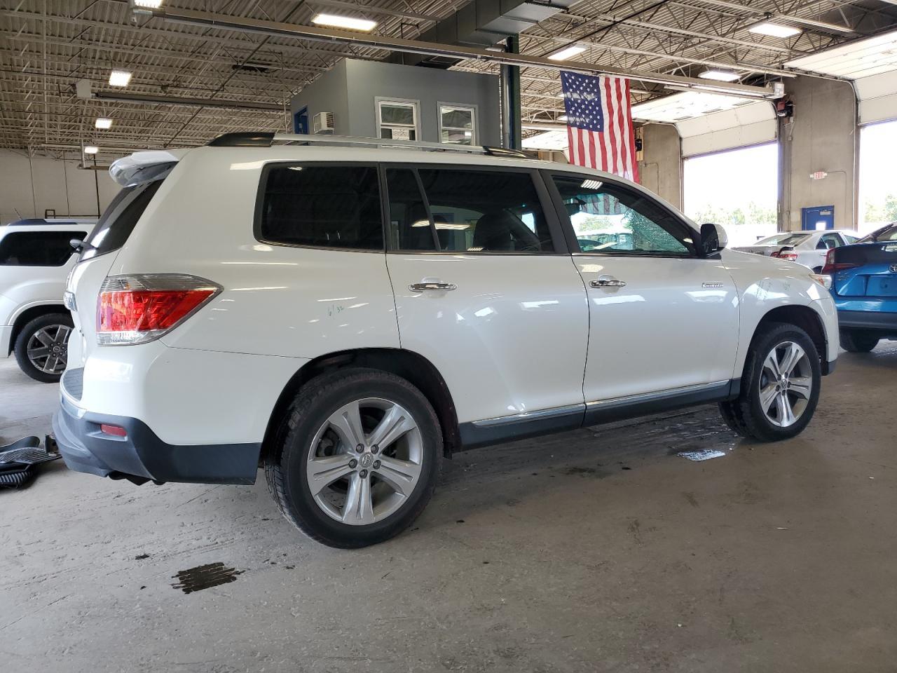 2013 Toyota Highlander Limited - Фото 3