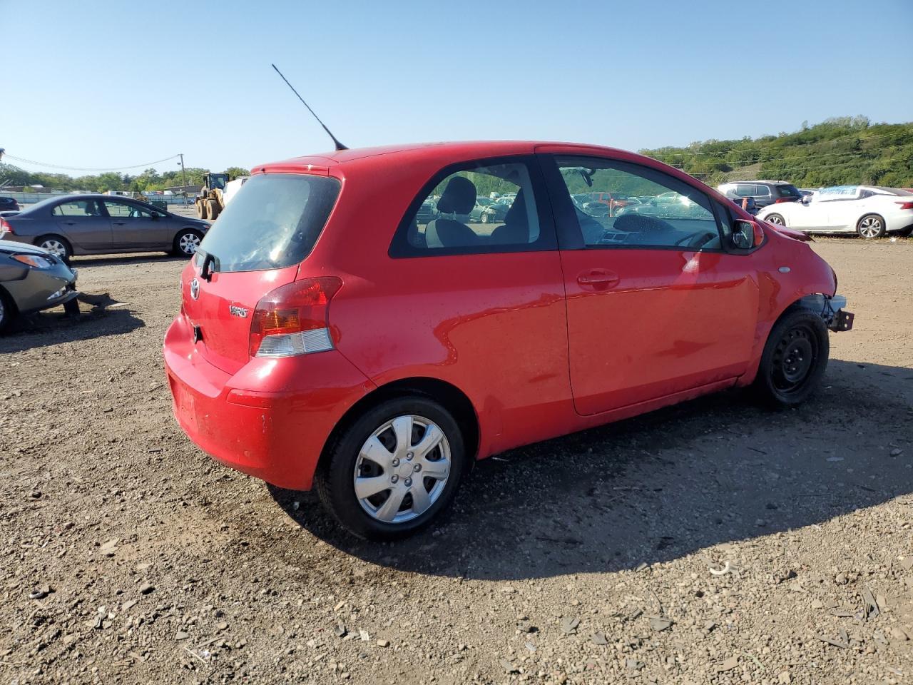 2009 Toyota Yaris - Фото 3