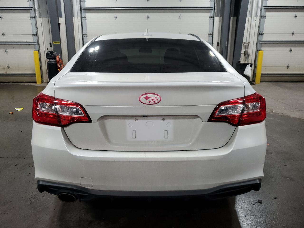 2018 Subaru Legacy 2.5I Premium - Фото 6