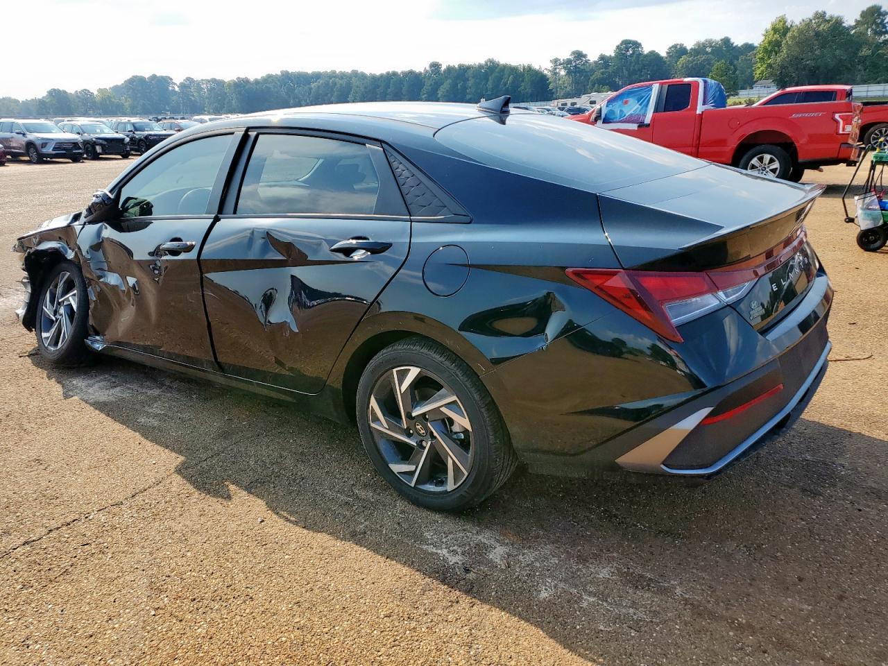 2025 Hyundai Elantra Sel Sport - Фото 2