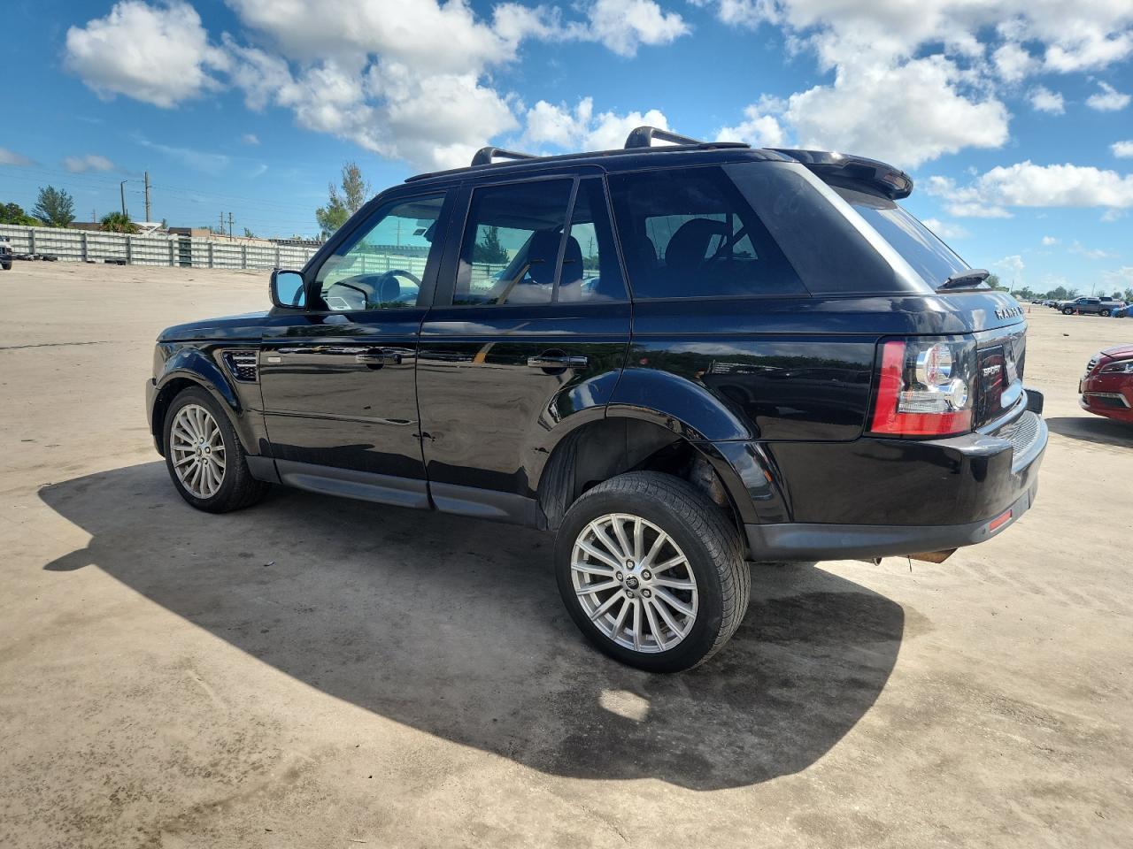 2013 Land Rover Range Rover Sport Hse - Image 2