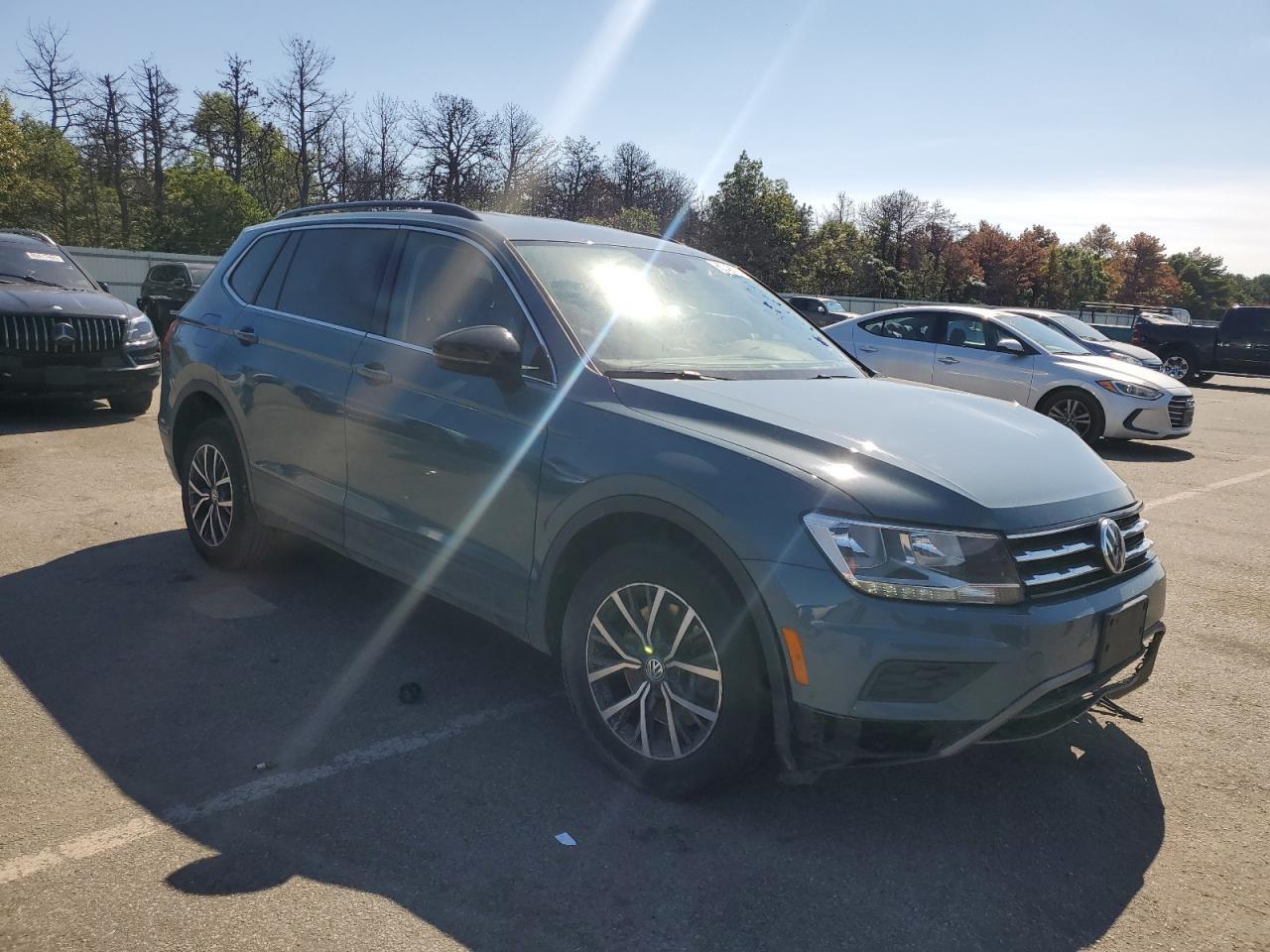 2019 Volkswagen Tiguan Se - Фото 4