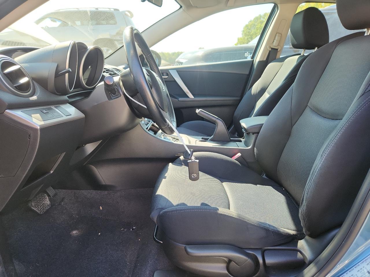 2011 Mazda 3 S - Фото 7