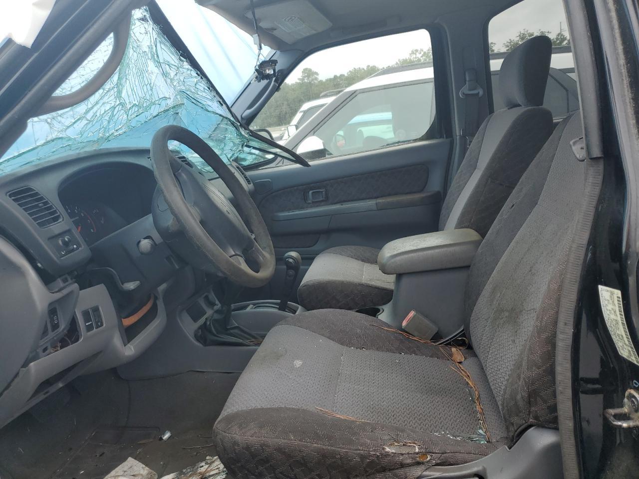 2000 Nissan Xterra Xe - Image 7