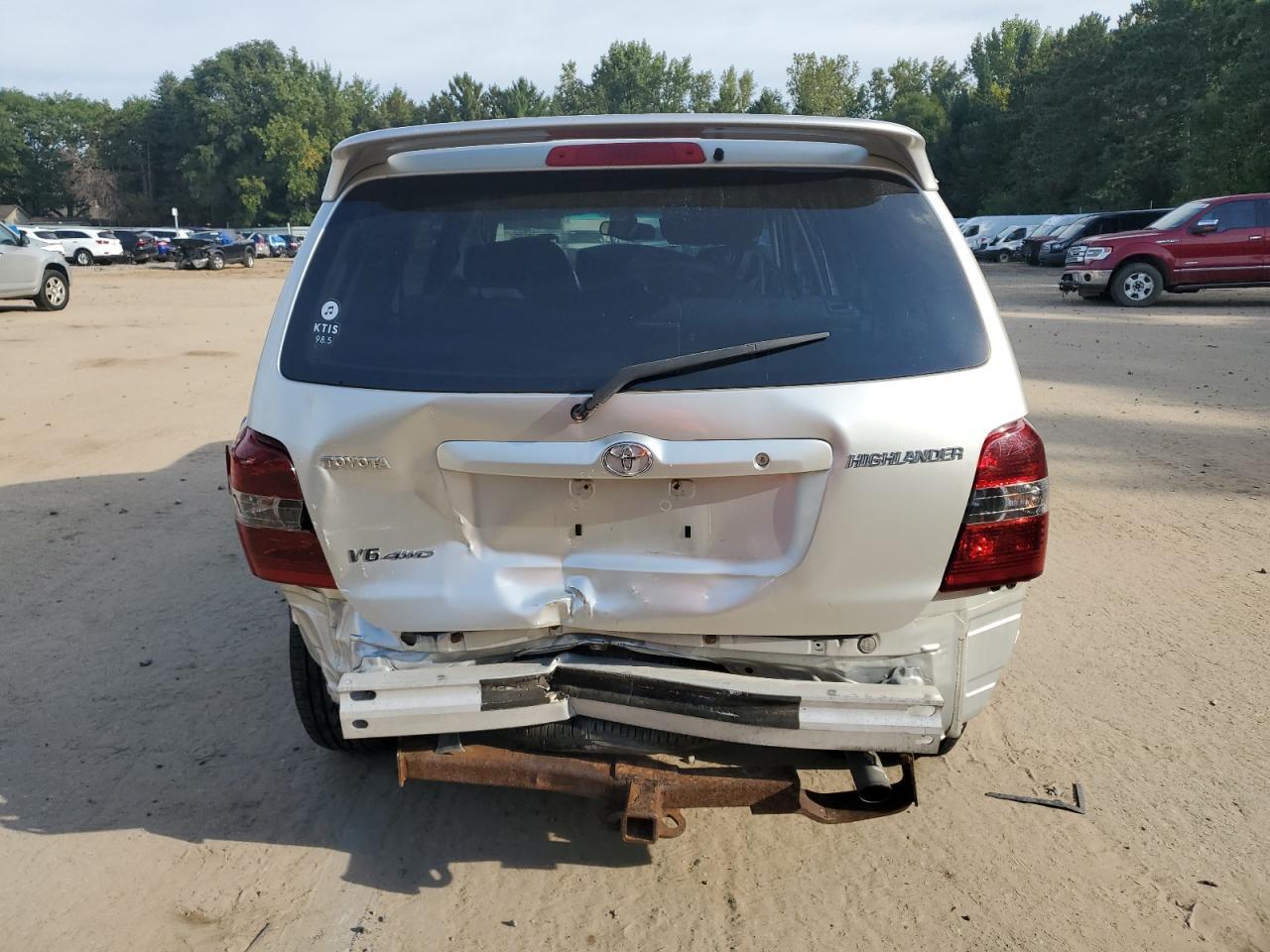 2005 Toyota Highlander Limited - Image 6