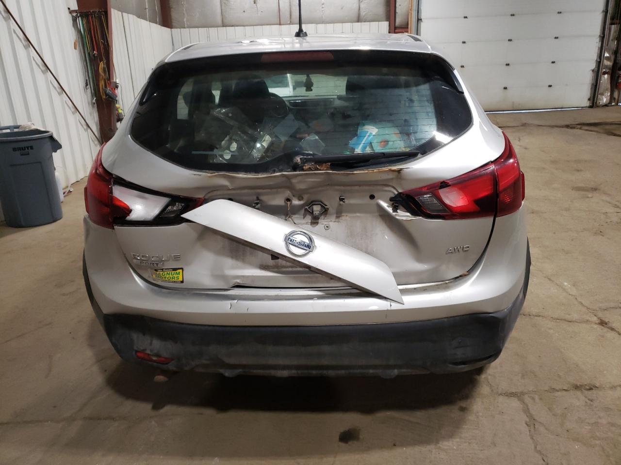 2019 Nissan Rogue Sport S - Image 6