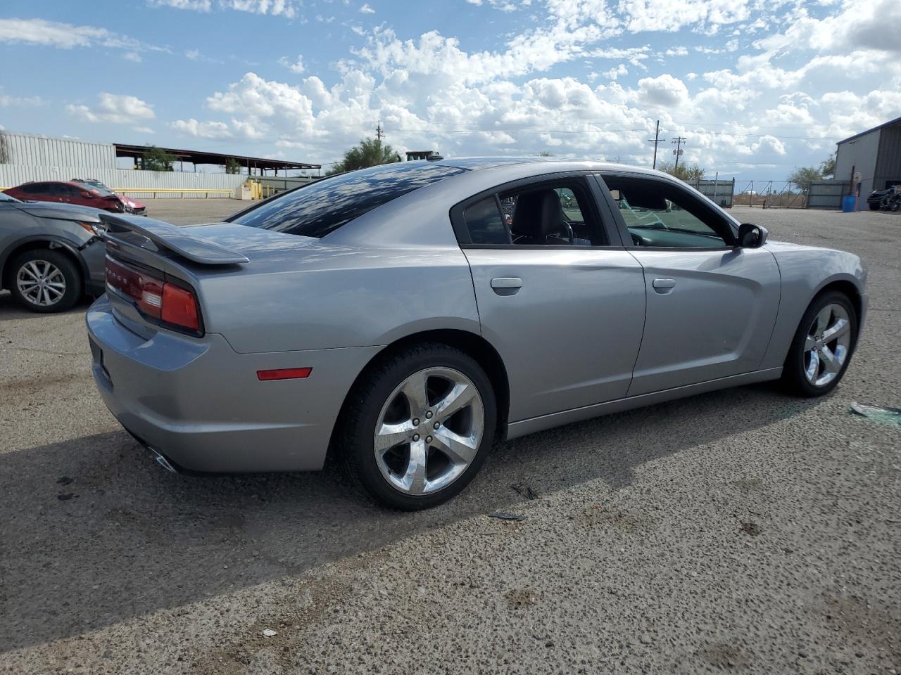 2013 Dodge Charger Sxt - Фото 3