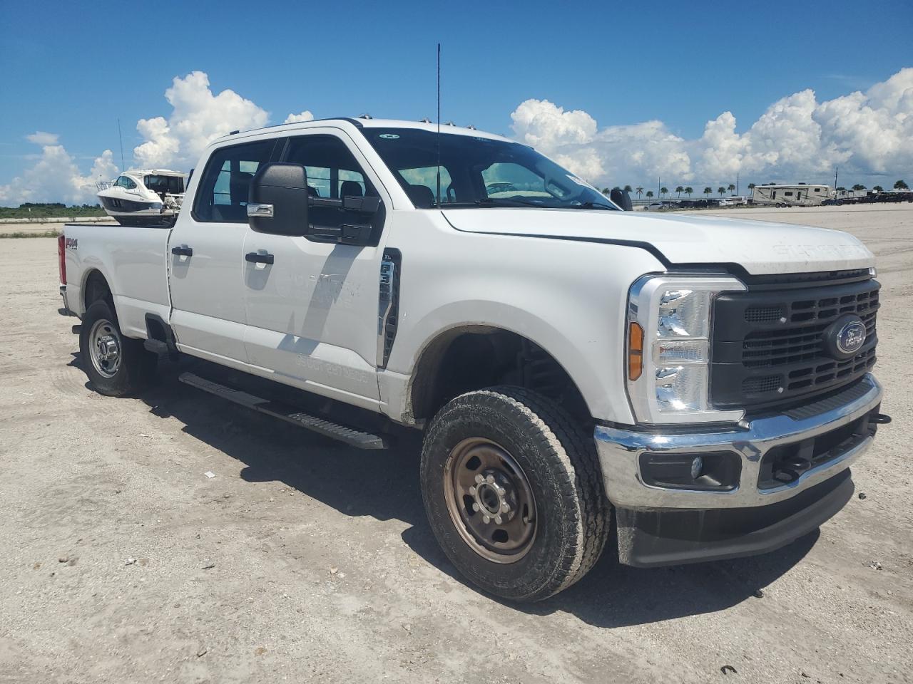 2024 Ford F350 Super Duty - Фото 4