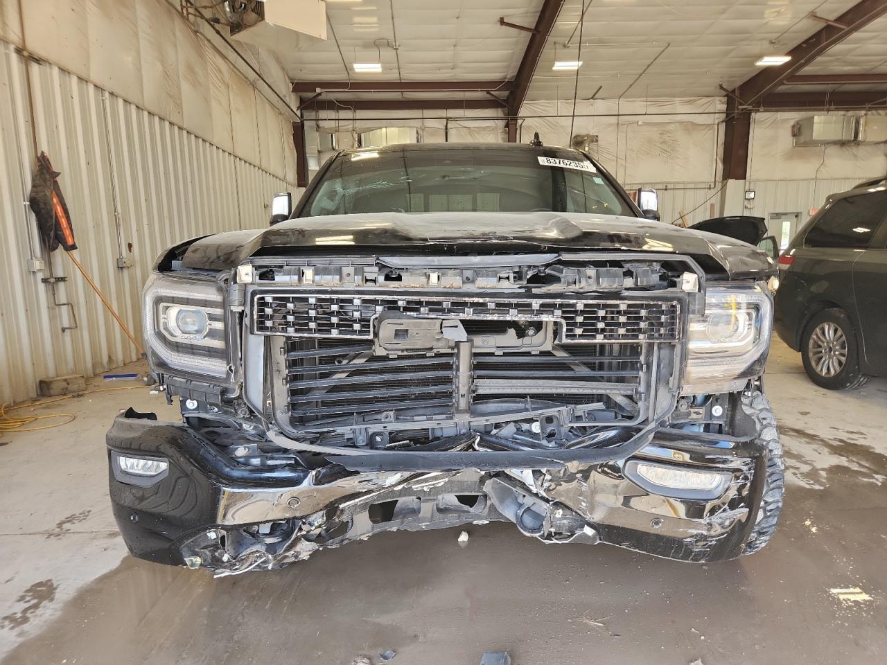 2017 GMC Sierra K1500 Denali - Image 5