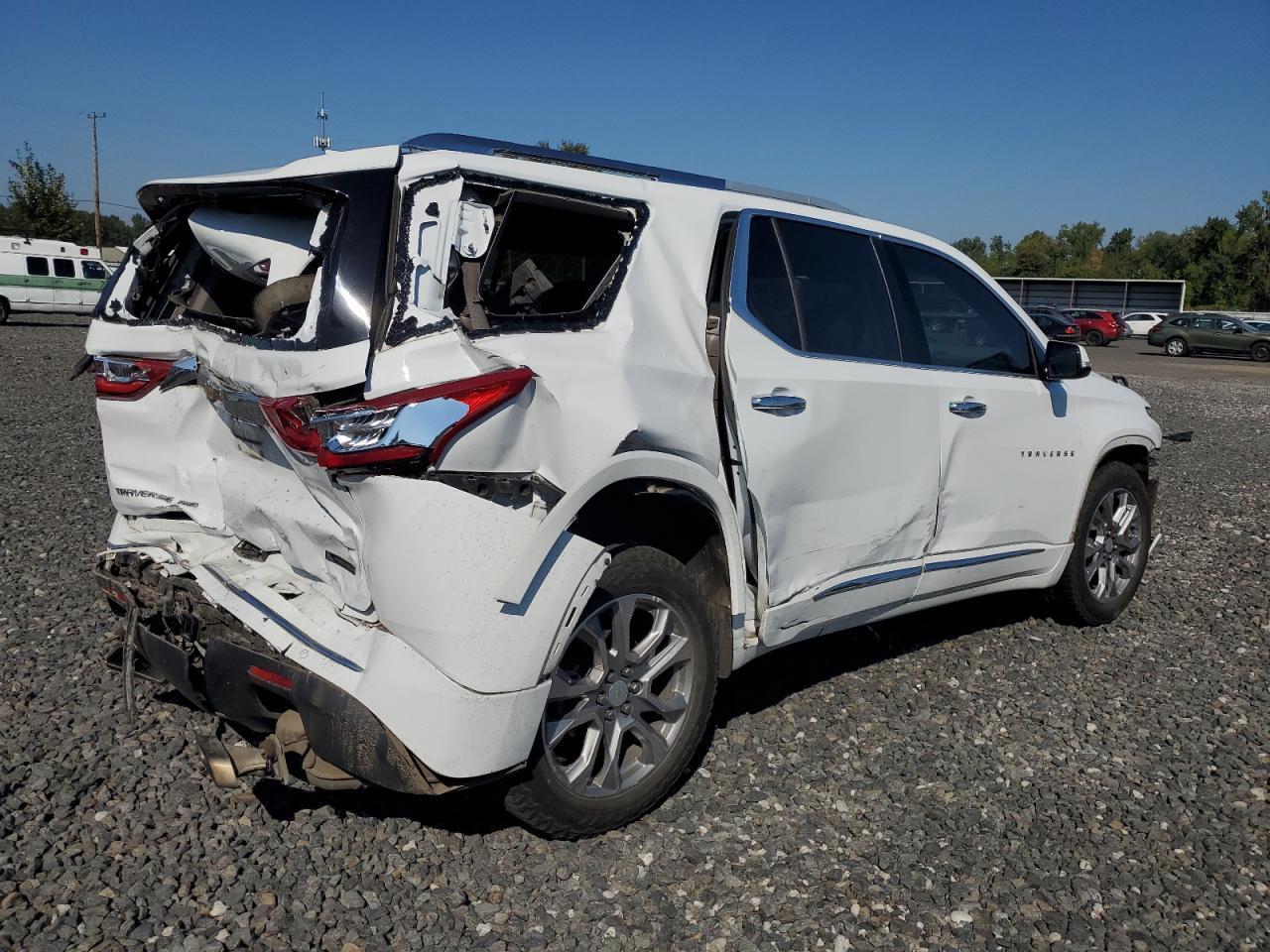 2018 Chevrolet Traverse Premier - Фото 3