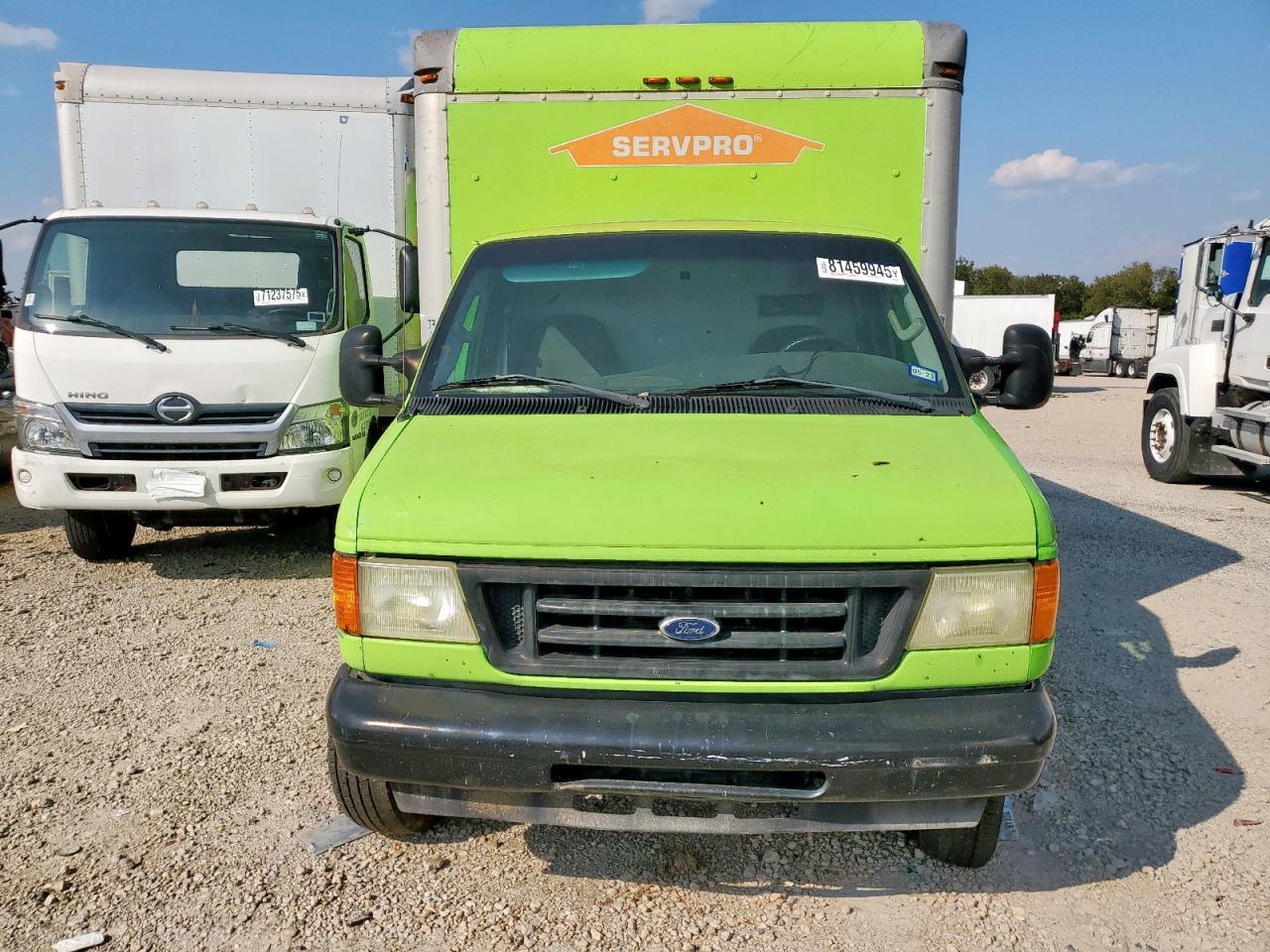 2005 Ford Econoline E350 Super Duty Cutaway Van - Фото 5