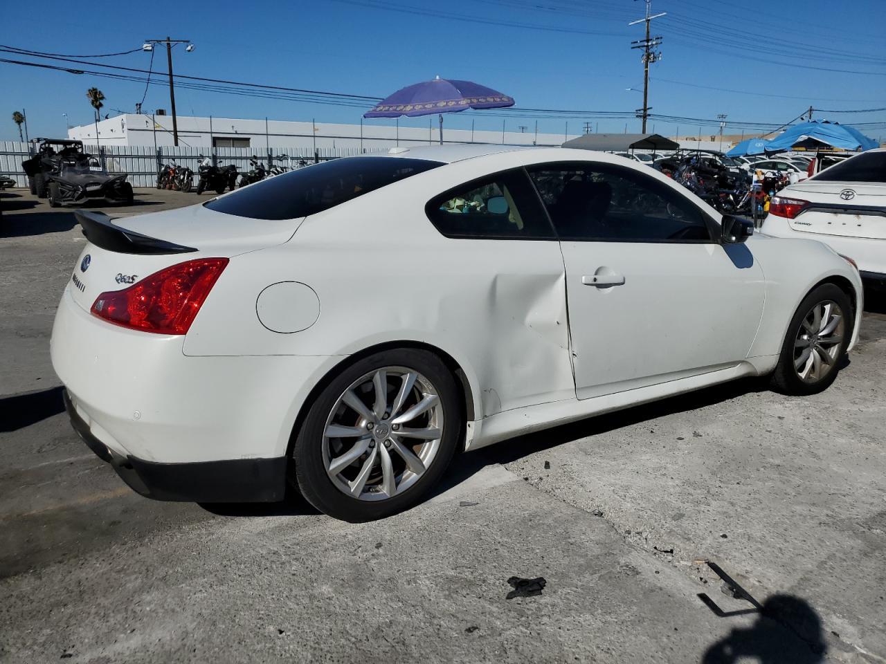 2014 Infiniti Q60 Journey - Фото 3