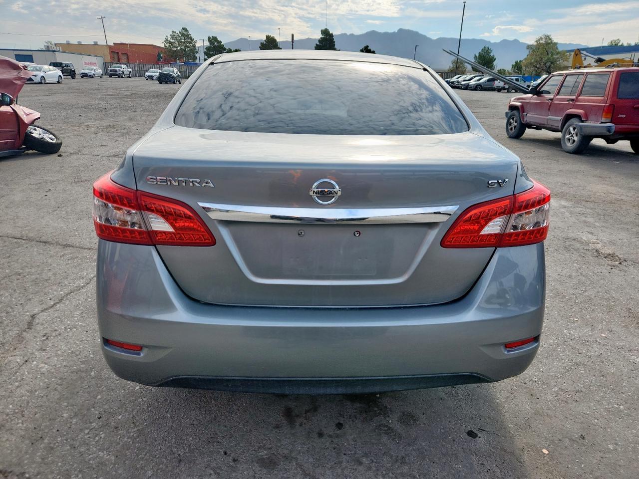 2014 Nissan Sentra S - Фото 6
