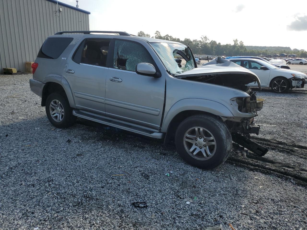 2005 Toyota Sequoia Sr5 - Фото 4