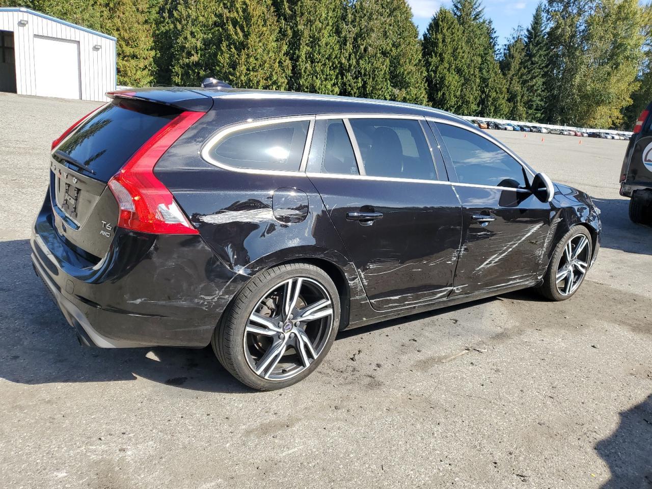2017 Volvo V60 T6 R-Design - Фото 3