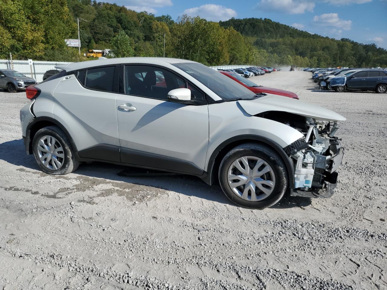 2021 Toyota C-Hr Xle - Фото 4
