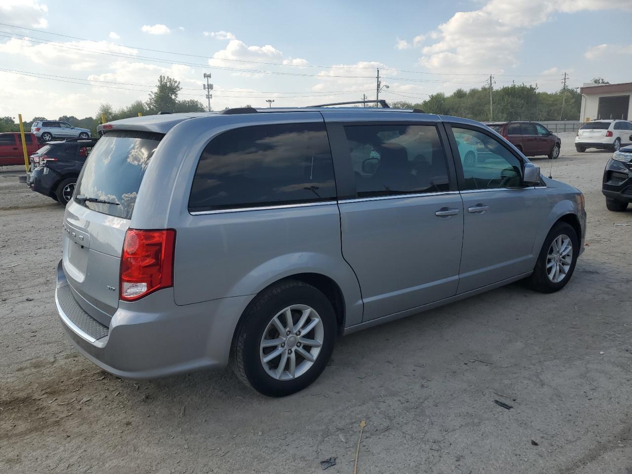 2020 Dodge Grand Caravan Sxt - Image 3