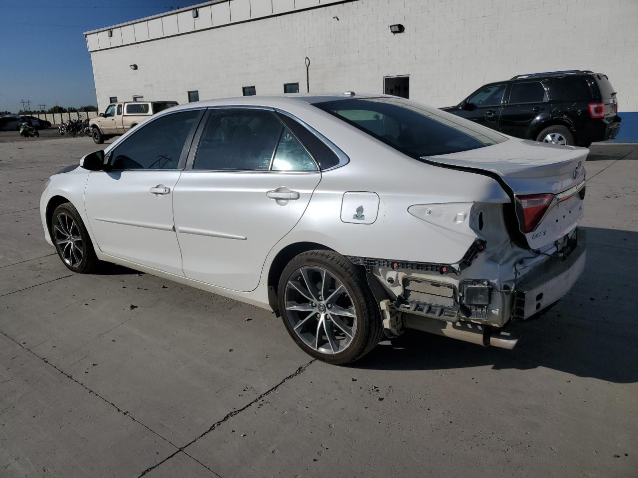 2015 Toyota Camry Xse - Фото 2
