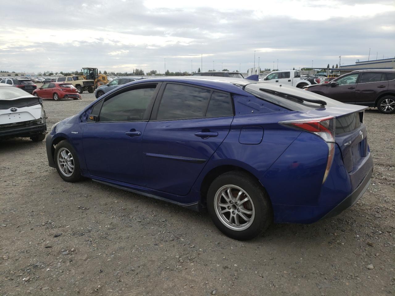 2016 Toyota Prius - Фото 2