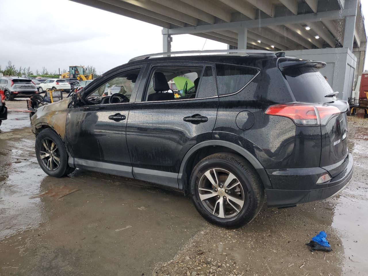 2018 Toyota Rav4 Adventure - Фото 2
