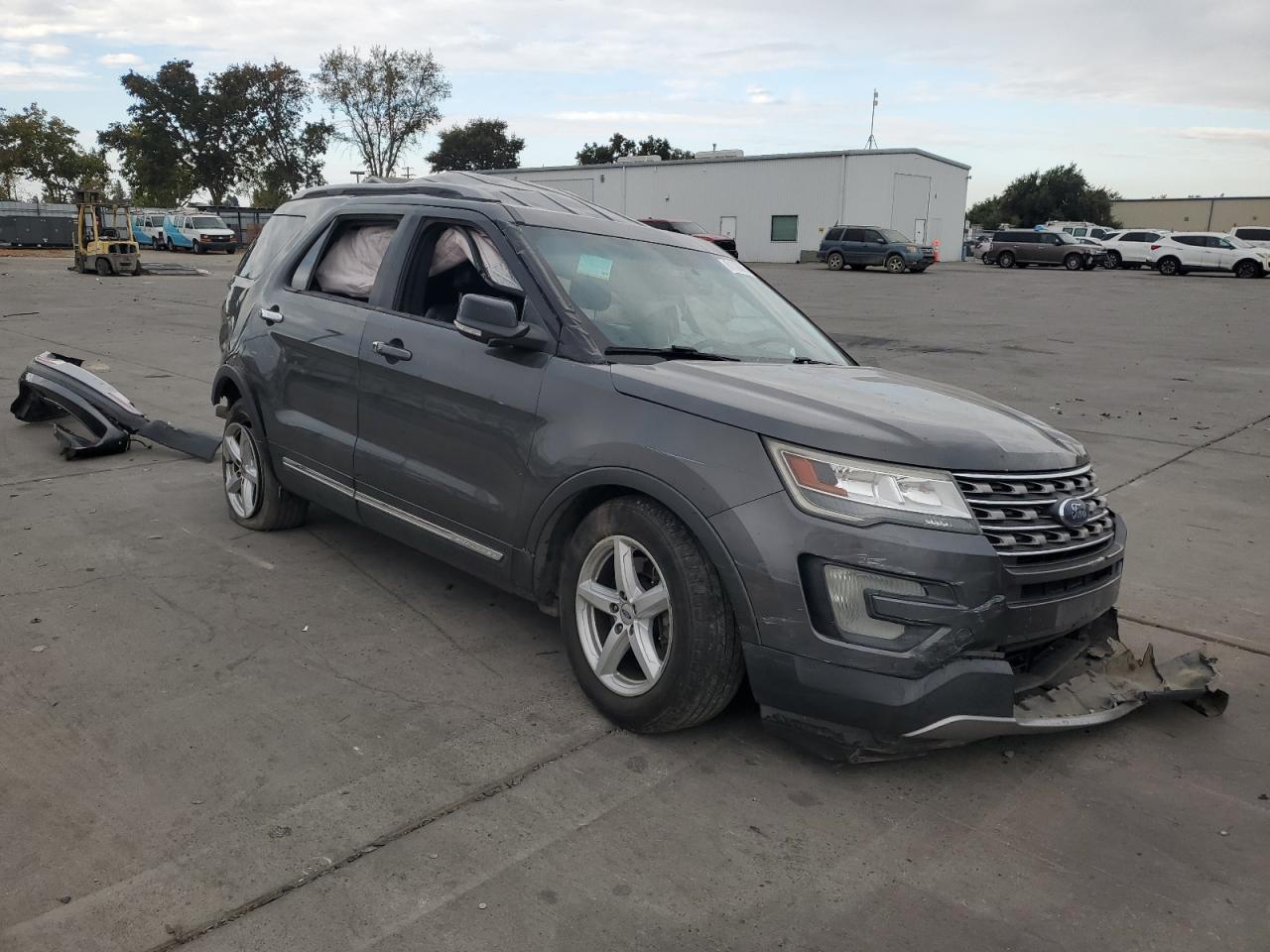 2016 Ford Explorer Xlt - Фото 4