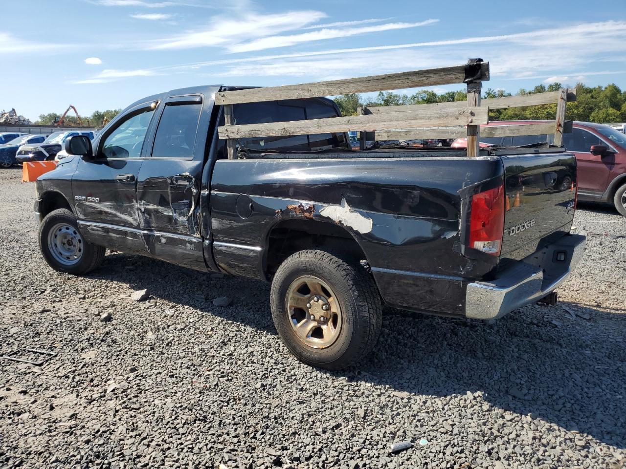 2004 Dodge Ram 1500 St - Фото 2