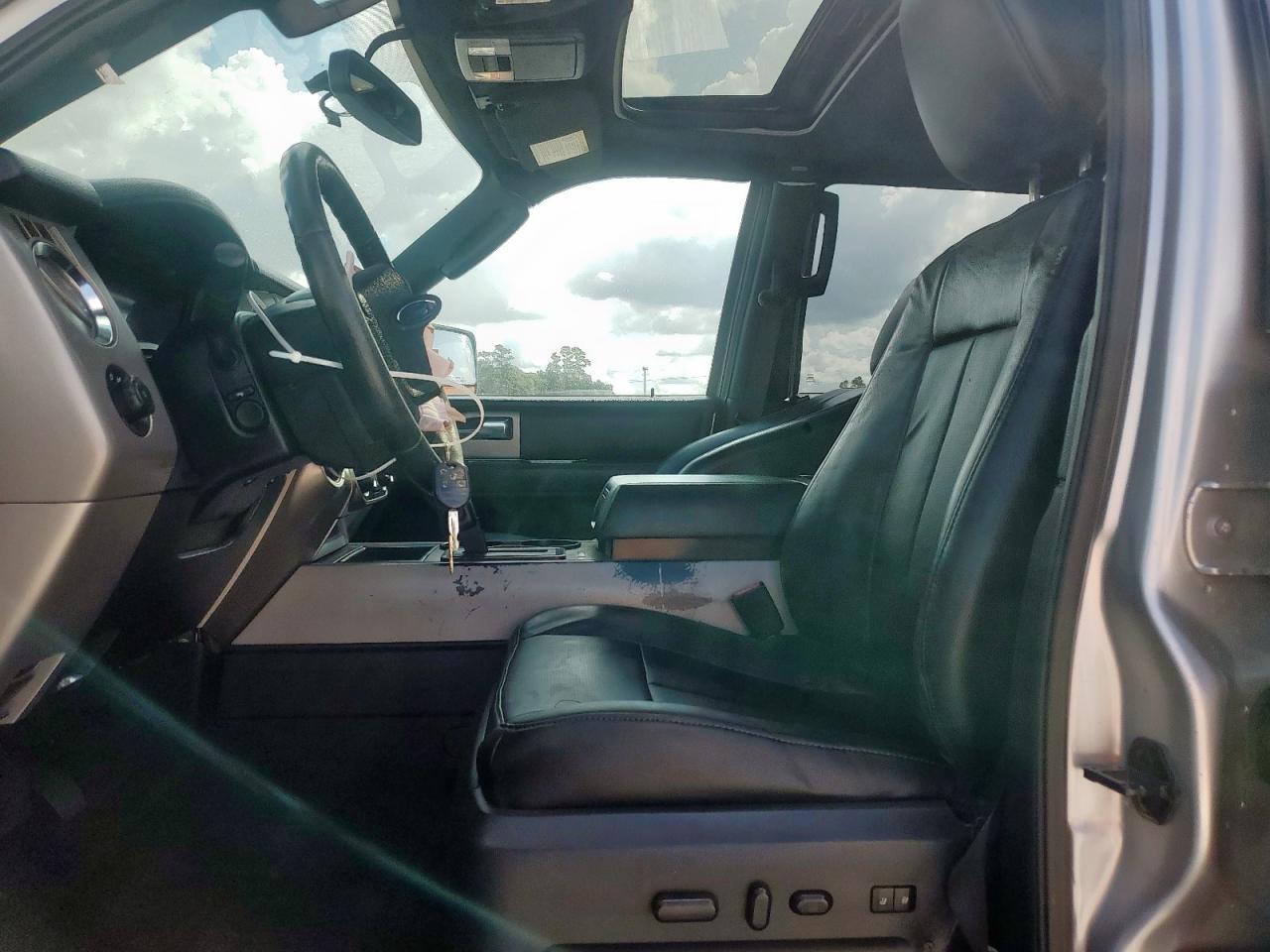 2015 Ford Expedition Xlt - Image 7