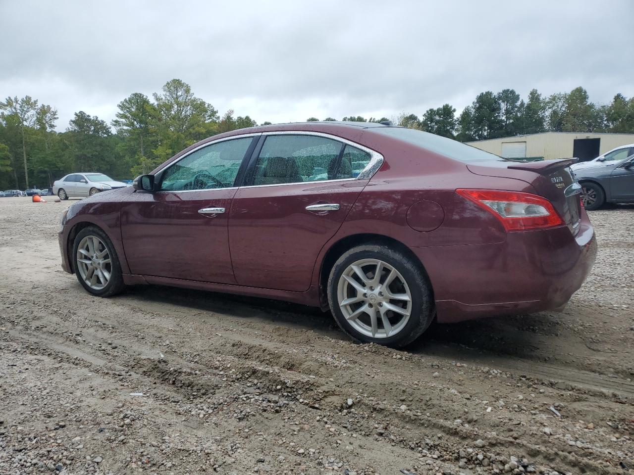 2010 Nissan Maxima S - Фото 2