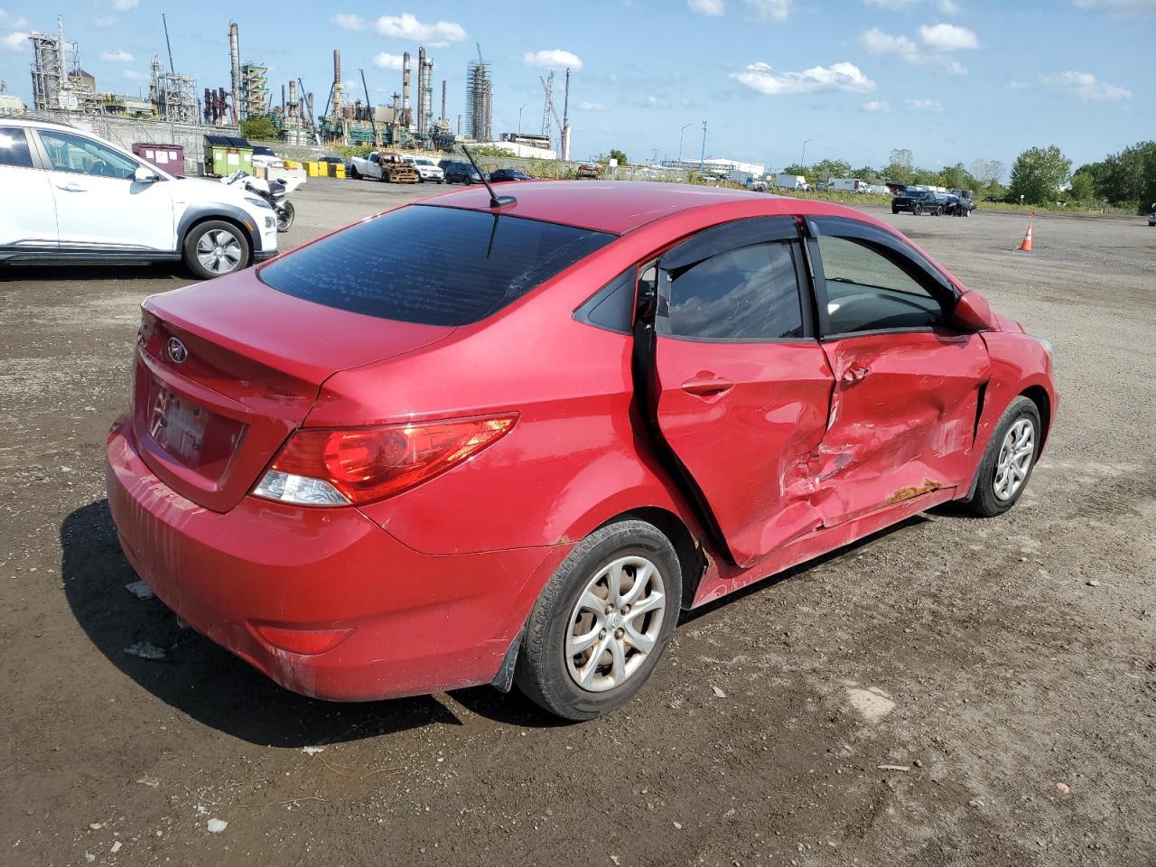 2012 Hyundai Accent Gls - Фото 3