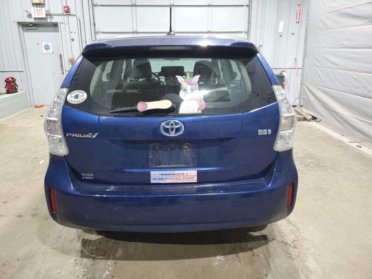 2012 Toyota Prius V - Фото 6