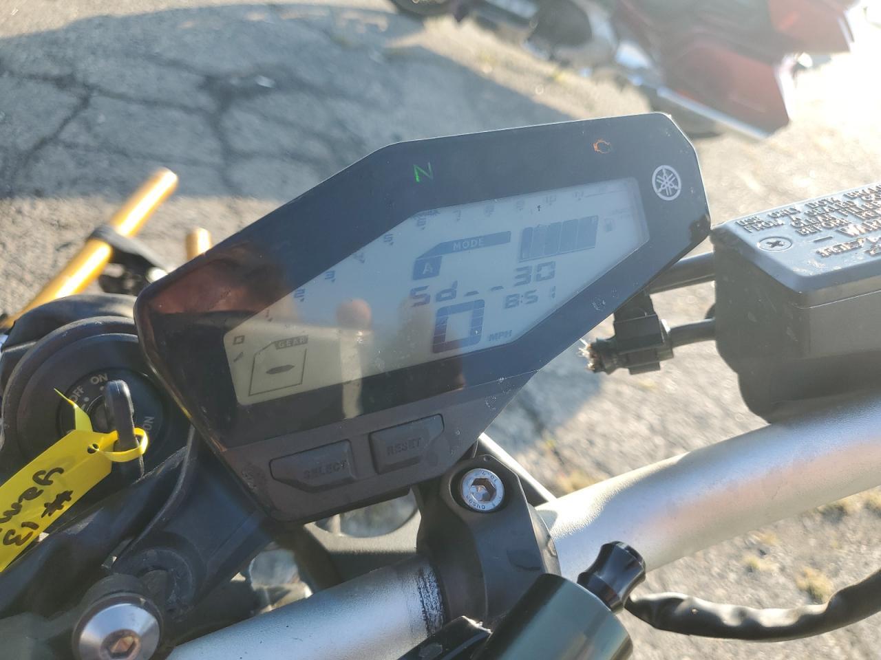 2014 Yamaha Fz09 - Image 7