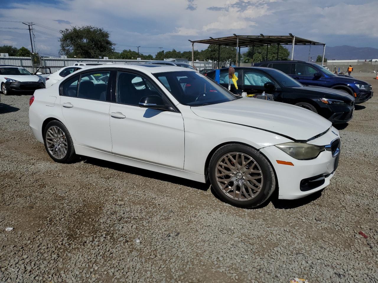 2012 BMW 328 I Sulev - Image 4