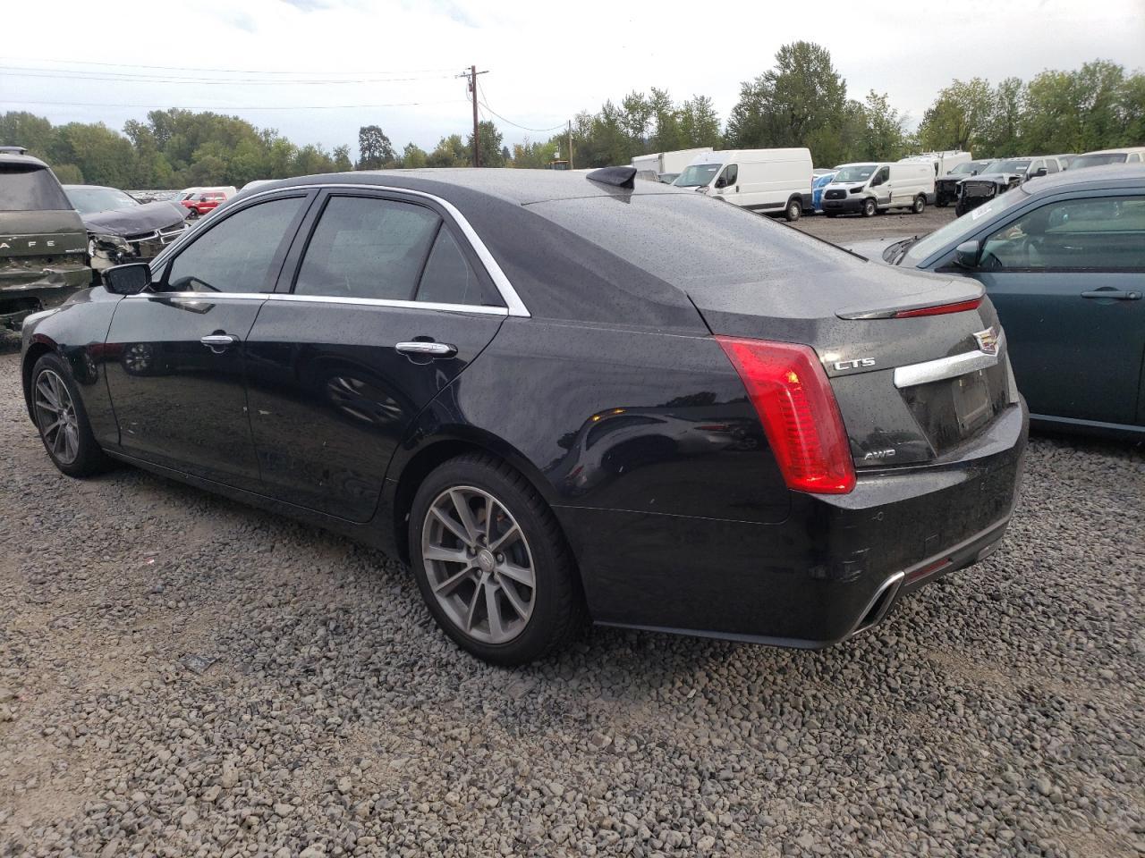 2018 Cadillac Cts Luxury - Image 2