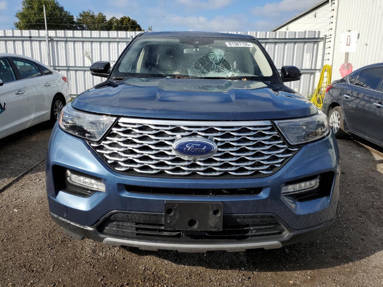 2020 Ford Explorer Platinum - Image 5