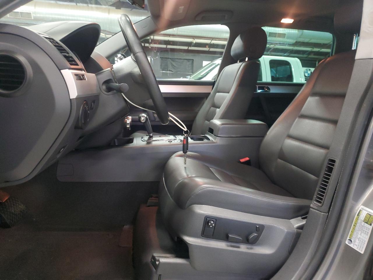 2009 Volkswagen Touareg 2 V6 - Фото 7