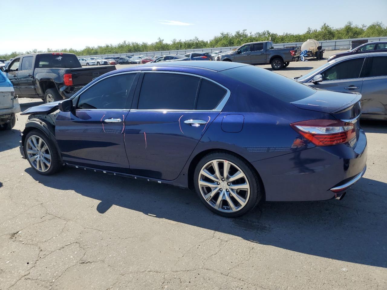 2016 Honda Accord Sport - Image 2