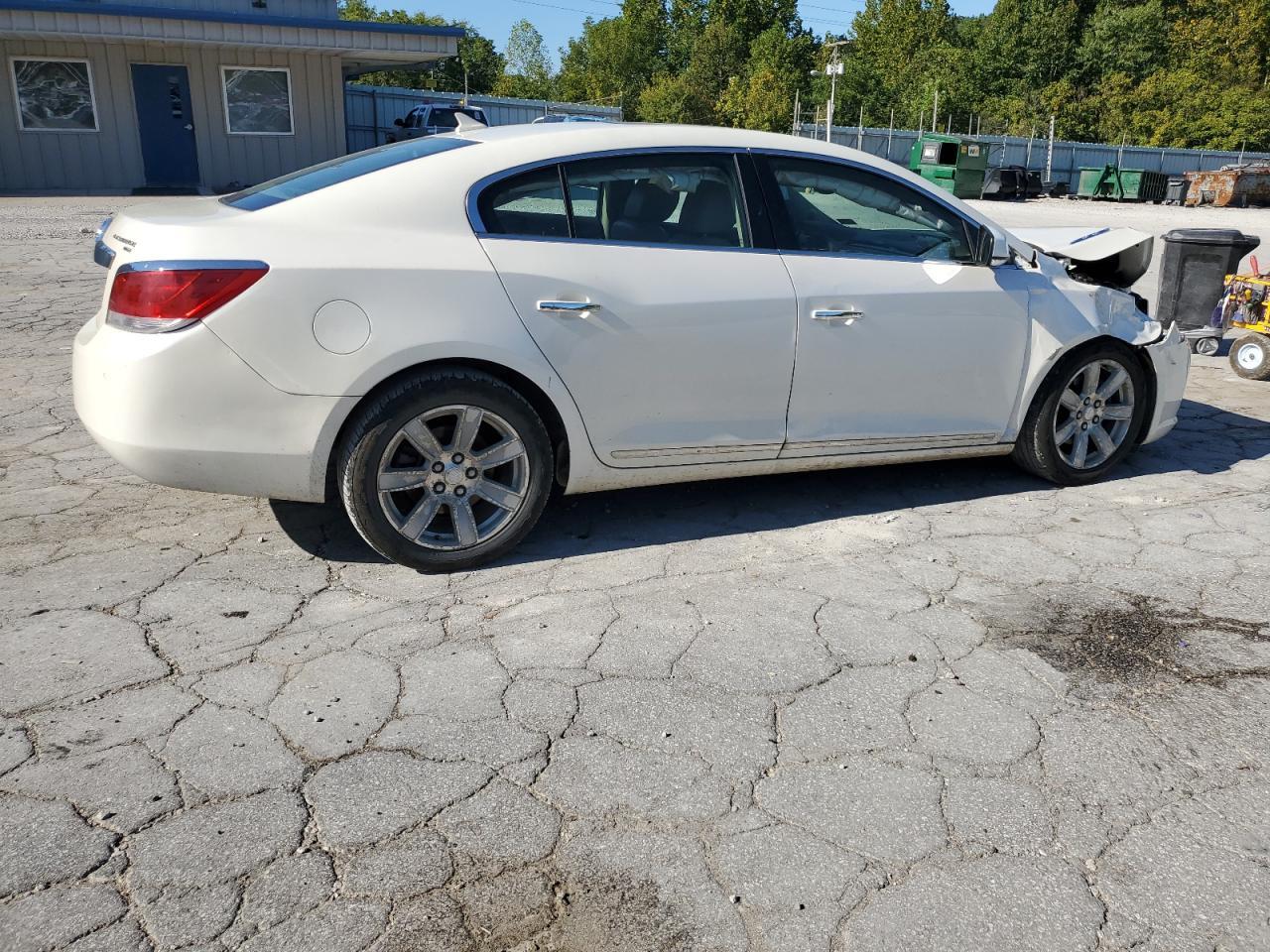 2010 Buick Lacrosse Cxl - Image 3